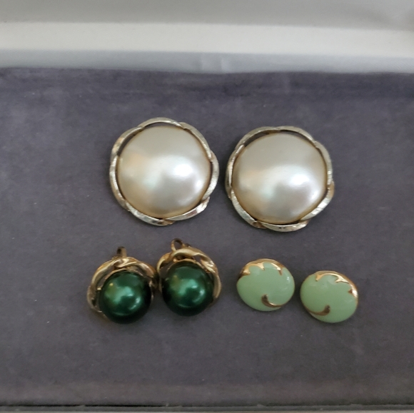 Vintage Earrings Lot, Wholesale Vintage Jewelry Clip on, Pierced, Estate Jewelry - Picture 9 of 9